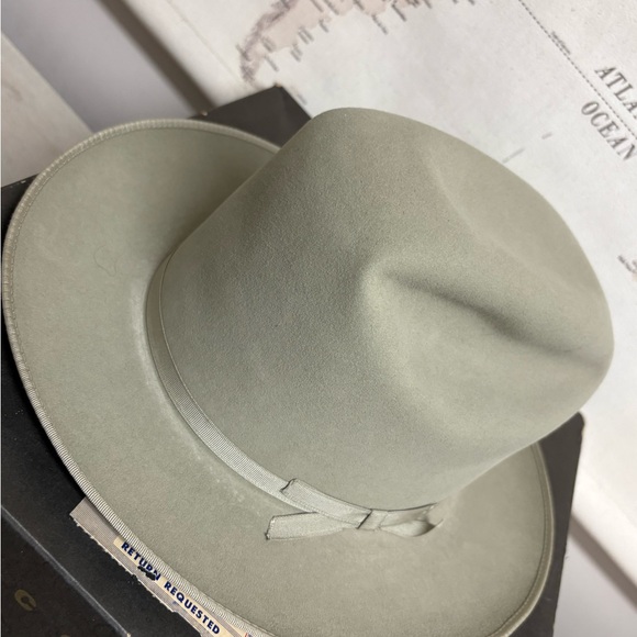 Resistol Women's Gray Hat - Picture 2 of 9